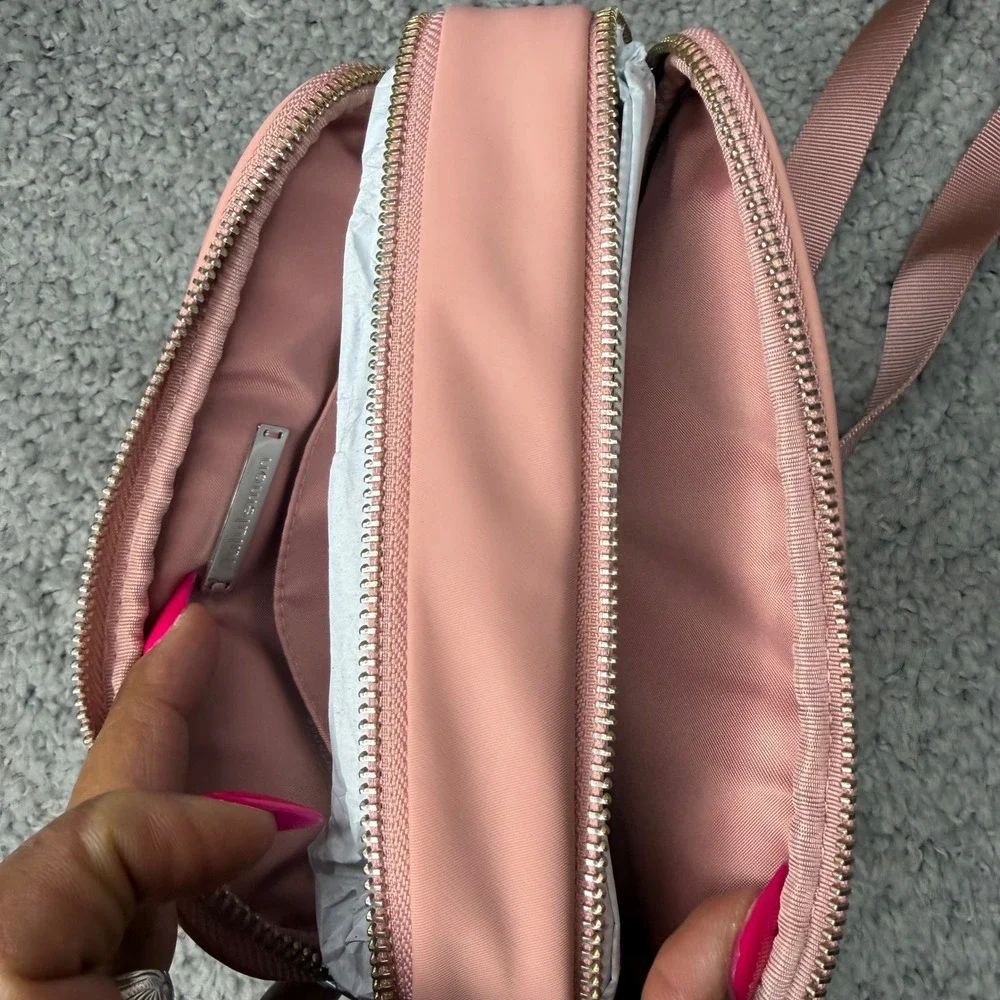 Lululemon Crossbody Camera Bag Pink Peony 2L Water Repellent LW9DT3S PNPA